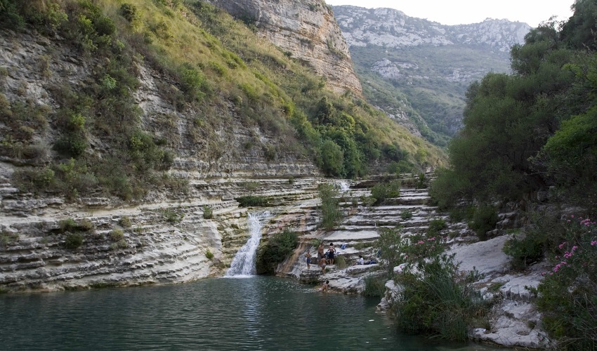 Soccorso ad una turista infortunata ai laghetti di Cavagrande: in azione Guardia di Finanza e vigili del fuoco