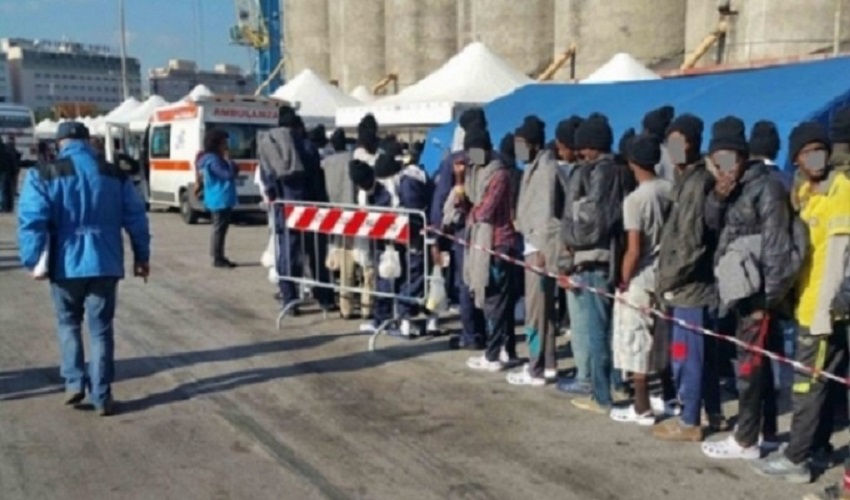 Migranti, 78 siriani sbarcati questa mattina a Portopalo
