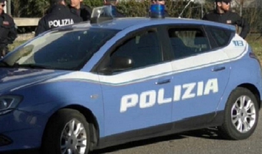 Siracusa, pesta la moglie e lei chiama il 113: per lui allontanamento