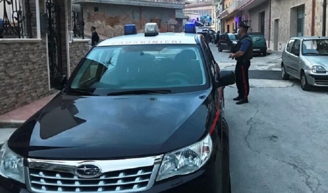 Ricercato da 2 anni, viene rintracciato nel quartiere dei caminanti a Noto