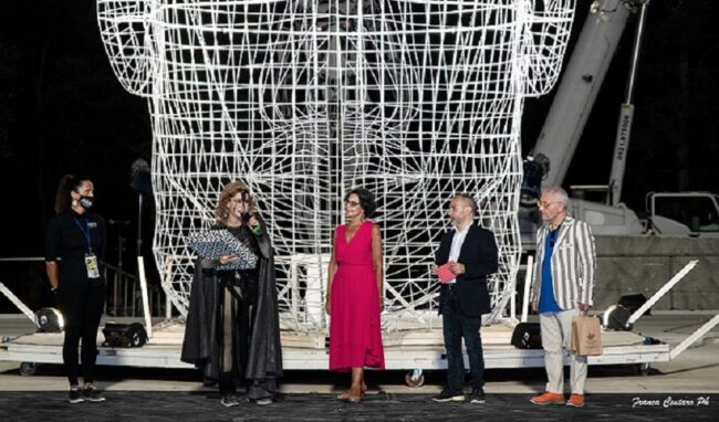 Il Premio “Stampa Teatro” 2021 a Lucia Lavia