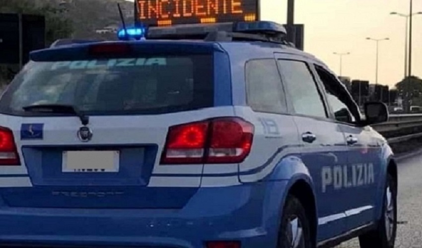 Incidente sulla SS 114: feriti conducente e passeggera di una moto