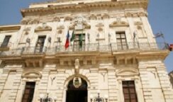 La Sala verde di Palazzo Vermexio intitolata a Raffaello Caracciolo: mercoledì la cerimonia