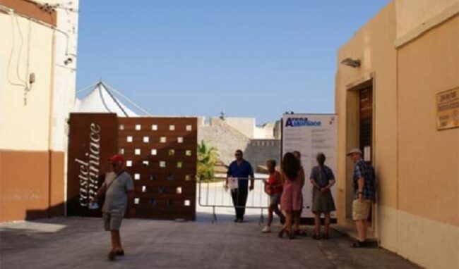 Boom di visitatori ad Agosto nei siti culturali: quasi 18.000 al Castello Maniace