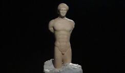 Il “kouros ritrovato” sarà esposto ad Atene