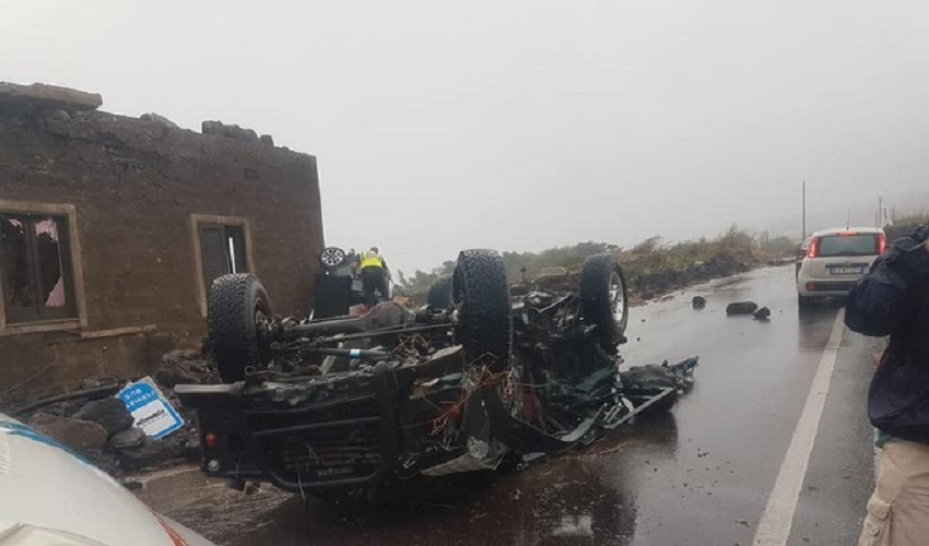 Una tromba d'aria a Pantelleria fa 2 morti e 9 feriti