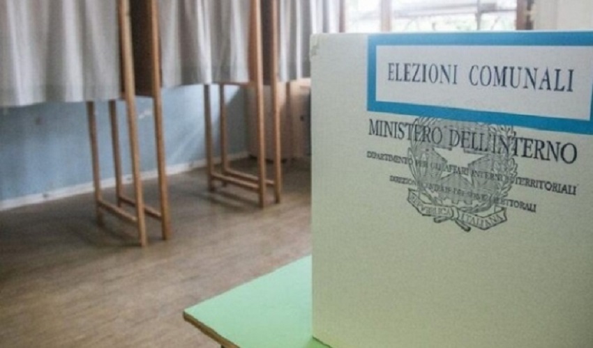 Elezioni, caos a Palermo per la rinuncia di presidenti di seggio. Il Comune invia atti in Procura
