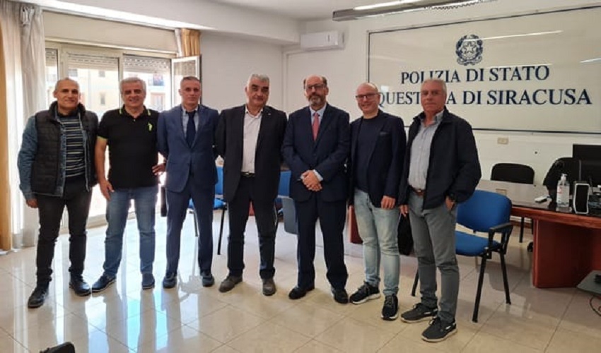 Visita a Siracusa del segretario regionale del Siulp Giorgianni: "I poliziotti senza green pass non siano discriminati"