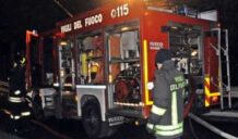 Un furgone e un'auto danneggiate dal fuoco a Lentini 2 furgone