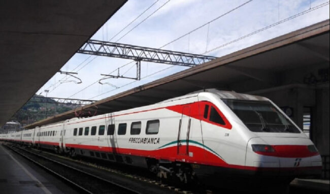 Polemiche sull'arrivo di Frecciabianca in Sicilia, Ficara: "Se funziona, sarà inclusa anche Siracusa"