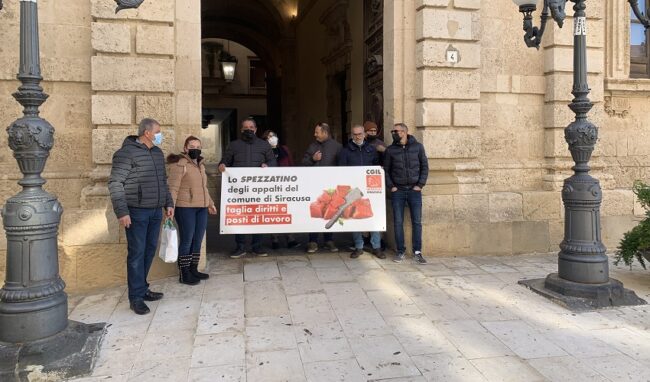 Nuovo sit in dei lavoratori Util Service al Vermexio. Vasquez: "Inaccettabile il silenzio della giunta"