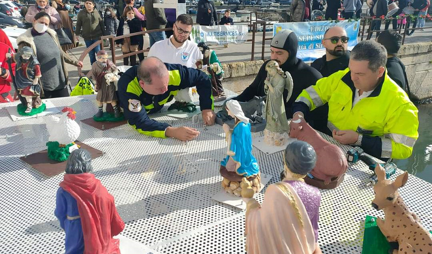 Torna il Presepe sommerso al Ponte Umbertino