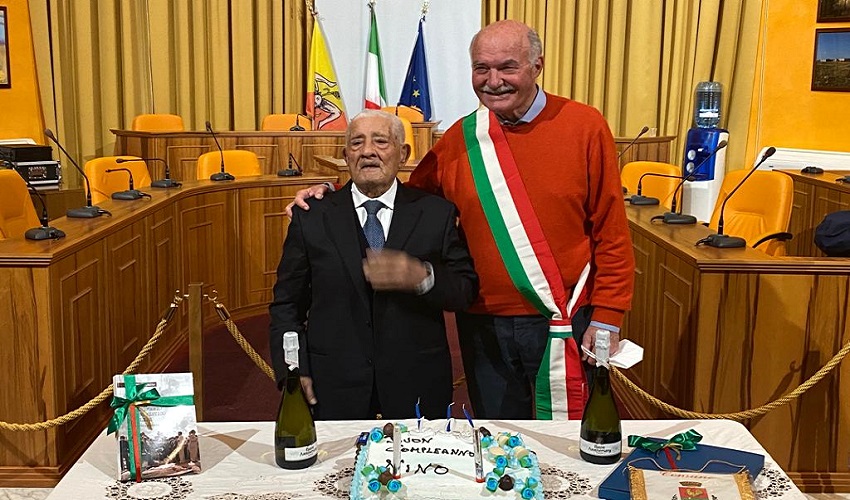 Priolo ha festeggiato i 100 anni di Antonino La Duca