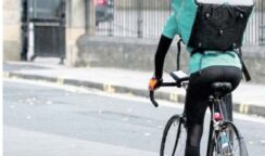 Rapina violenta ai danni del fattorino di una pizzeria: 16enne denunciato