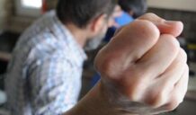 Aggressione ad una lavoratrice di un Consiglio di Quartiere di Siracusa 2 aggressione