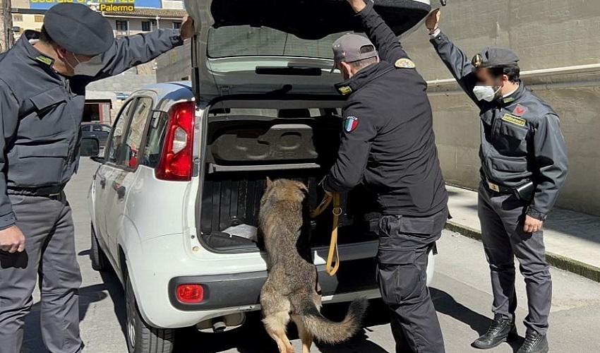 Sequestrati 5,8 chili di cocaina nel Palermitano: 2 arresti