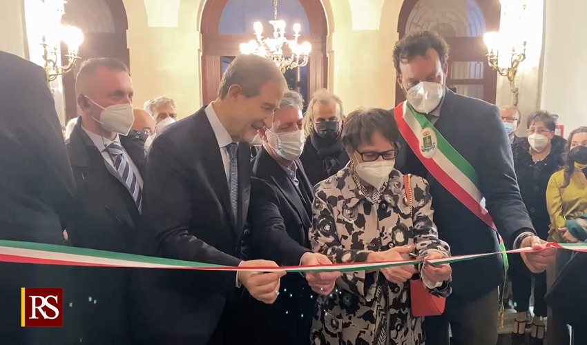 Inaugurata la mostra "La Città Aurea", spaccato di Siracusa negli anni Trenta. Musumeci: "Invito alla conoscenza"