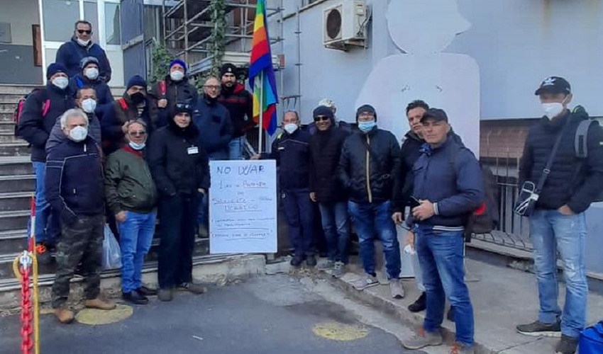 "No alla guerra" dai lavoratori metalmeccanici del Petrolchimico