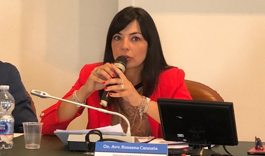 E' ufficiale: Rossana Cannata si candida a sindaco di Avola