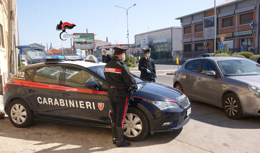 Stalker, piromane e spacciatore: 31enne floridiano ristretto ai domiciliari