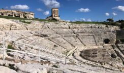 Concerti al Teatro greco, Baio e Blancato: " Si rendano pubbliche le relazioni che attestano l'assenza di danni al monumento"
