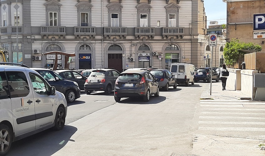 Traffico nel caos a Siracusa: un'odissea spostarsi da corso Gelone a Ortigia