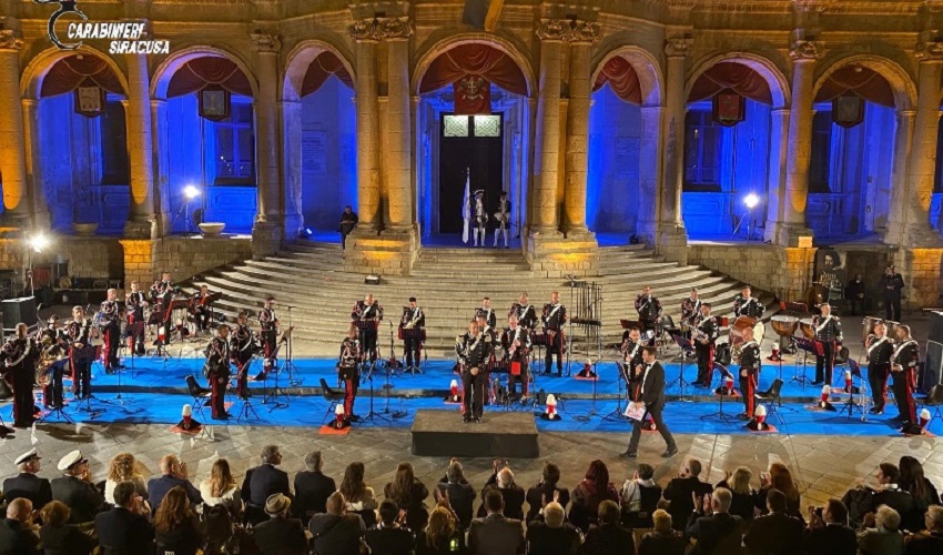 Grande successo per il concerto della Fanfara dei Carabinieri a Noto