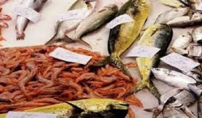 Vietata la vendita di prodotti ittici al mercato settimanale di Canicattini Bagni