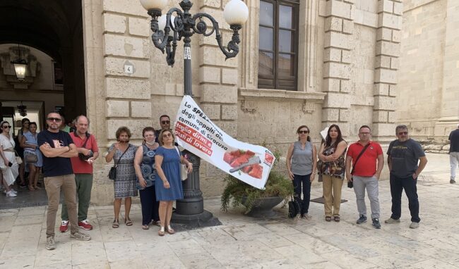 Appalto archiviazione digitale, affidamento in scadenza: sit in al Vermexio