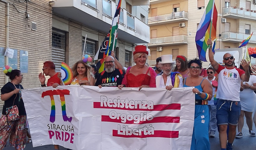 Siracusa Pride 2022, il giorno del corteo arcobaleno: festa, orgoglio e resistenza