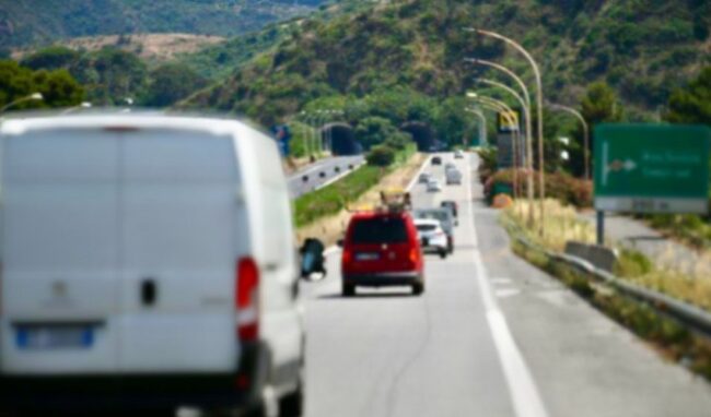 Su A18 e A20 traffico intenso per tutti i weekend di agosto