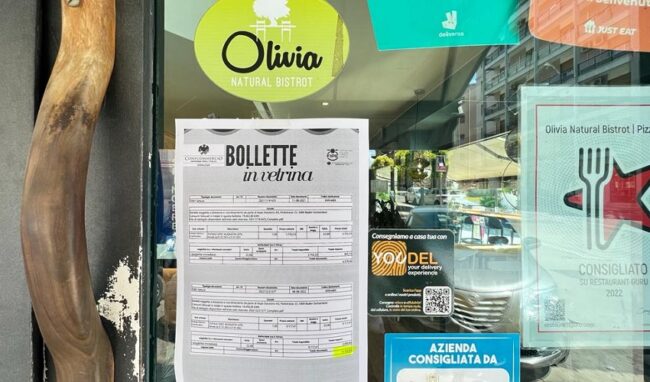 Caro energia, parte anche a Siracusa la protesta dei commercianti "Bollette in Vetrina"