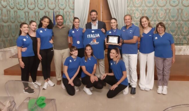 La Medea Twirling premiata dal sindaco Francesco Italia