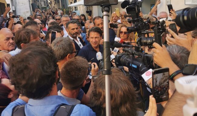 Giuseppe Conte a Siracusa. Polo industriale e Lukoil: "Necessaria una strategia chiara di intervento da parte dello Stato"