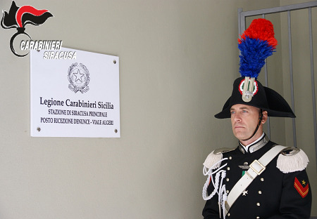 Un presidio dei Carabinieri nella scuola Chindemi di via Algeri: l'inaugurazione