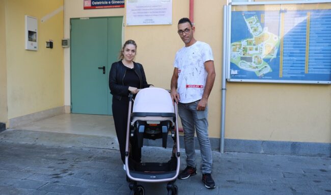 Dimessa la piccola Alessandra, la prima nata da donna trapiantata di utero in Italia