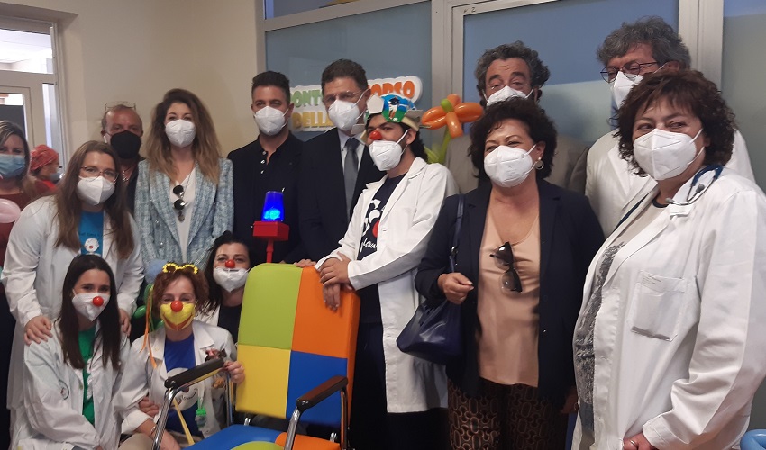 "Pronto soccorso della risata" per il reparto di Pediatria: clown pronti ad intervenire su chiamata del personale sanitario