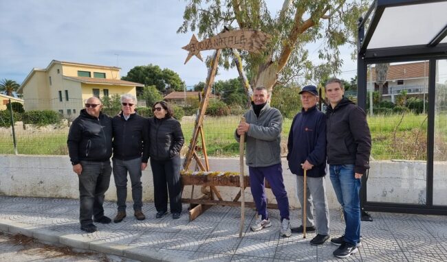 Installato il primo "Albero di Natale": si trova all'Arenella