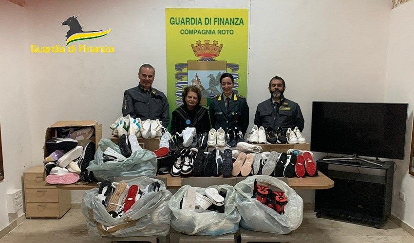 Merce sequestrata dalla Guardia di finanza donata a 2 associazioni di volontariato