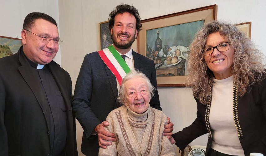 La parrocchiana più longeva dellla chiesa del Pantheon ha compiuto 100 anni