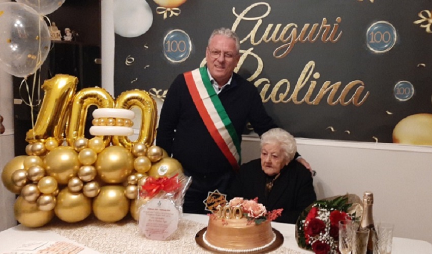 Canicattini Bagni festeggia i 100 anni di nonna Paolina