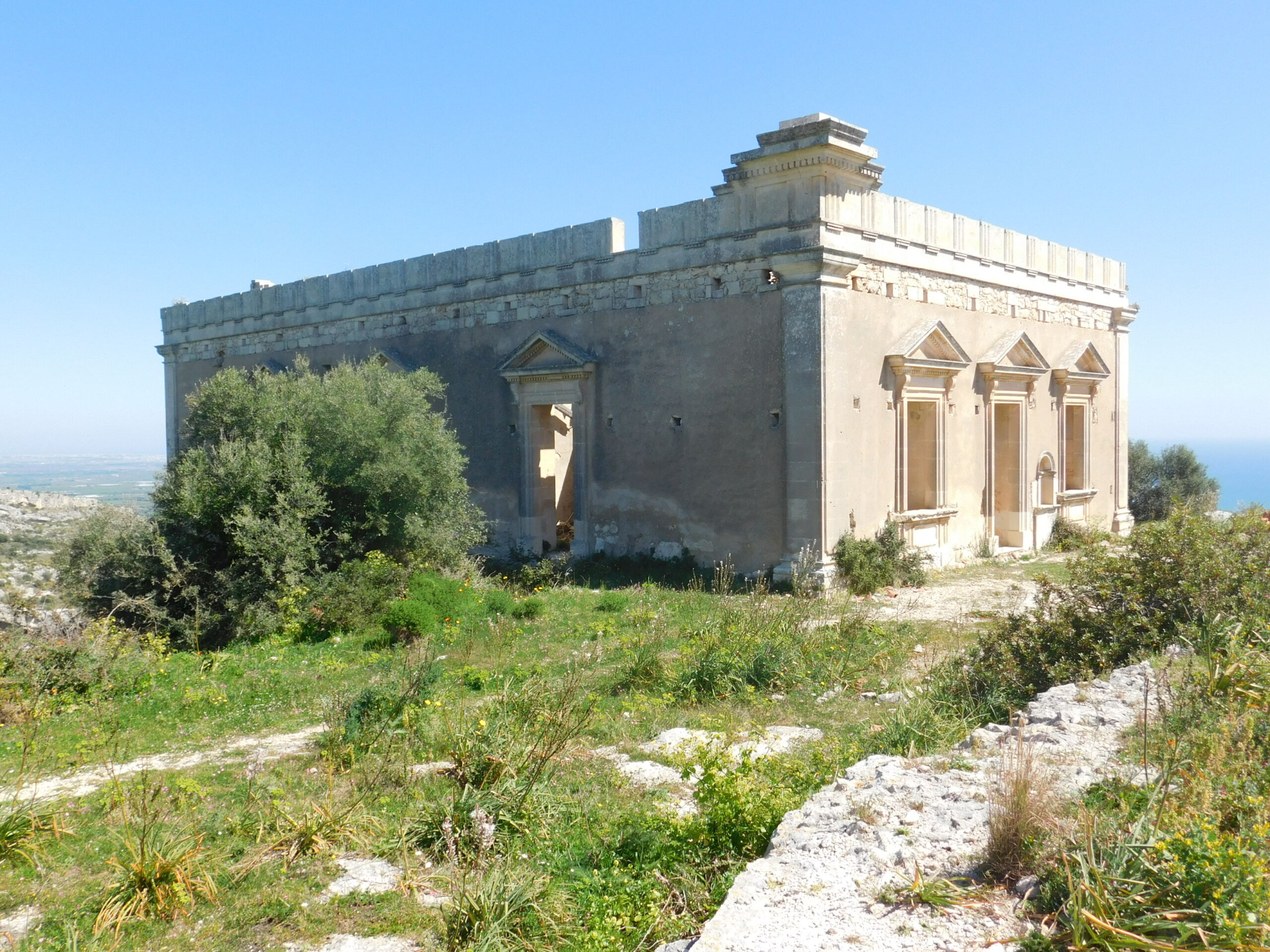 Cassibile, la villa dei marchesi Loffredo a Cugno Mola