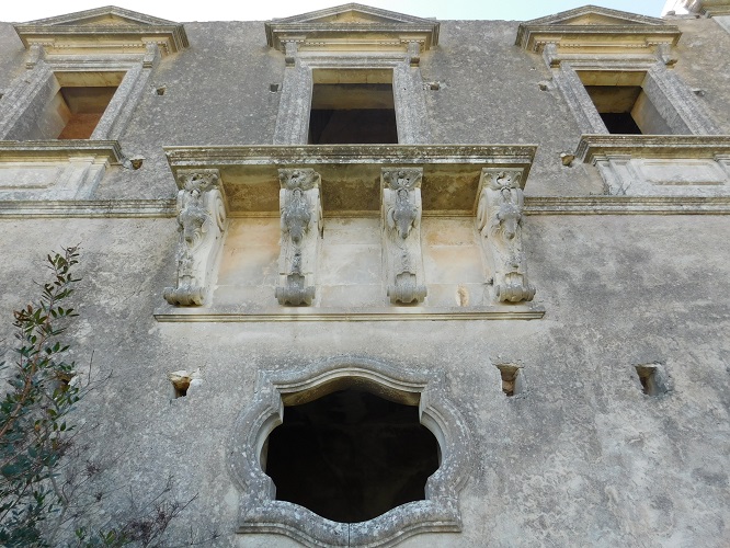 Cassibile, la villa dei marchesi Loffredo a Cugno Mola