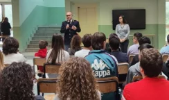 La Polizia incontra gli studenti dell'Istituto Brancati di Belvedere