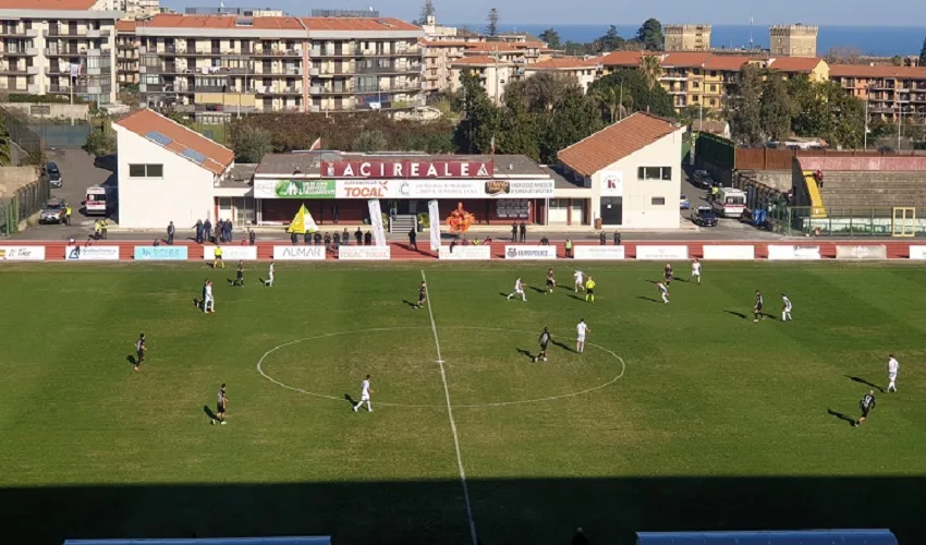 Il Siracusa torna vittorioso da Acireale: 3 punti preziosi per il prosieguo del campionato