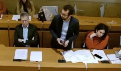 Scontro in consiglio comunale, Greco (Pd): "E' la maggioranza che abbandona l'aula sui temi scomodi" consiglio comunale