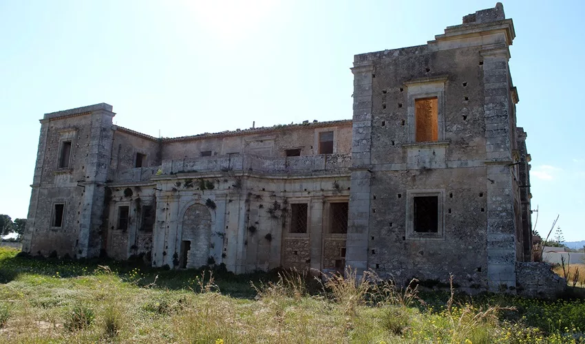 La “villa” dei Bonanno a Maeggio