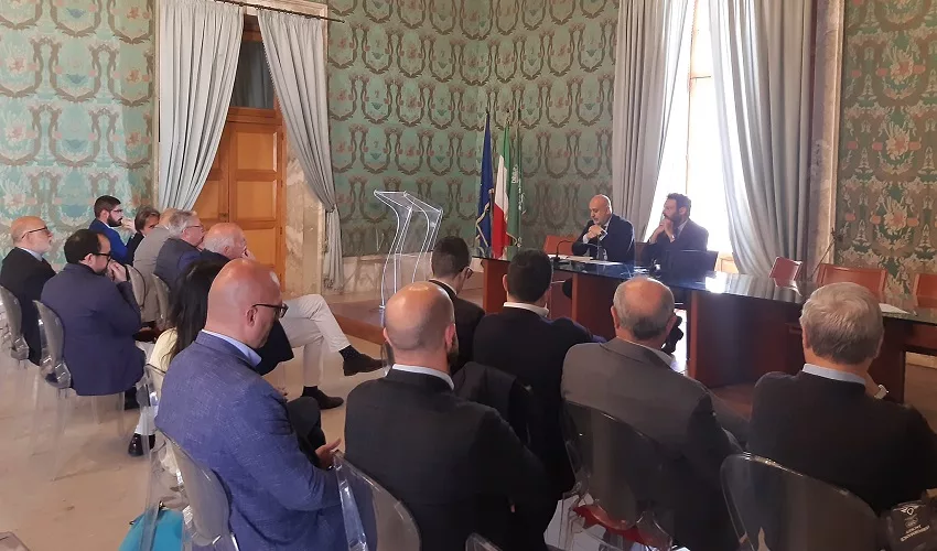 Conferenza dei sindaci della provincia di Siracusa su rete ospedaliera e territoriale