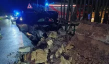 Incidente stradale autonomo sulla strada per Ognina: un'auto investe un'altra vettura e si schianta contro un muretto