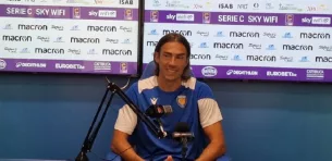 esordio